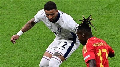 أويارزبال يخطف الهدف الثاني لإسبانيا في مرمى إنجلترا (صور)