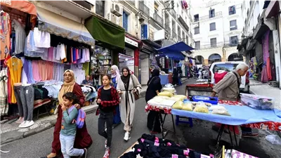 ذعر في الجزائر بعد انتشار ملابس تصيب بالسرطان والربو