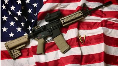 الأكثر انتشارا ومفضل في عمليات القتل الجماعي، تفاصيل جديدة عن السلاح المستخدم في استهداف ترامب 