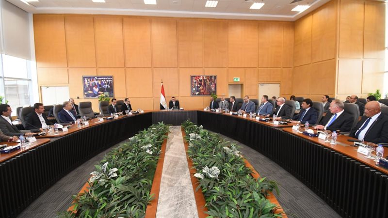 لقاء لوزير الاسكان