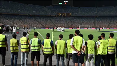 امتناع المصورين الصحفيين عن التقاط الصورة الجماعية في مباراة الزمالك وبلدية المحلة