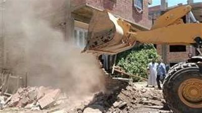 إزالة 10 مبانٍ مخالفة خلال حملة مكبرة بقرى أوسيم