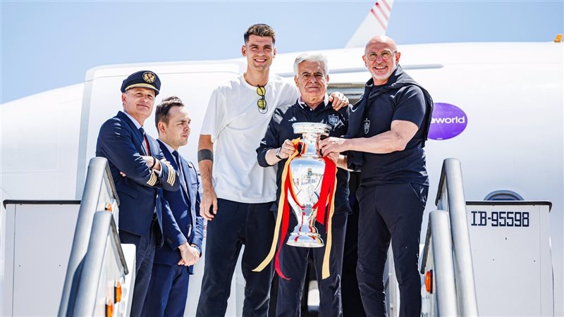 بعثة منتخب إسبانيا،