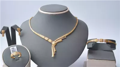  أعرف أسعار الذهب وصلت لكام مساء اليوم بعد اشتعال الأسعار عالميا