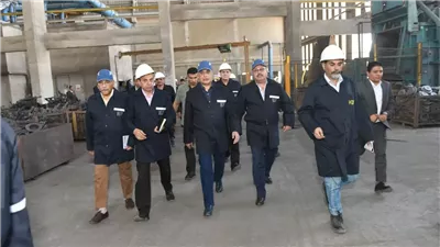 وزير الدولة للإنتاج الحربى يطمئن على معدلات سير العملية الإنتاجية بحلوان للمسبوكات