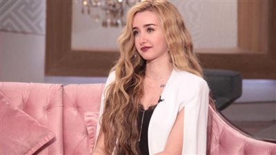 هنا الزاهد: اتدمرنا نفسيا بعد مرض أمي وبكيت على اللي عمله صلاح عبد الله في فرح بنته