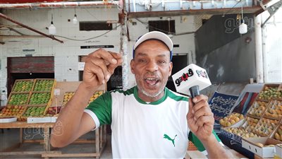 تعالى أنت والمنتخب والمانجو عليا، بائع مانجو بالإسماعيلية يدعو حسام حسن لإقامة تدريب باستاد الدراويش (فيديو)