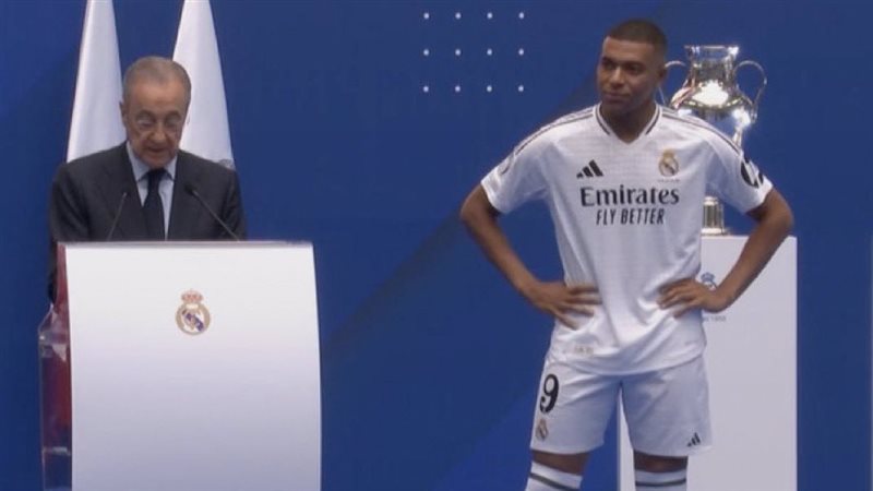 كيليان مبابي خلال