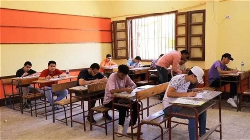 طلاب الثانوي العام