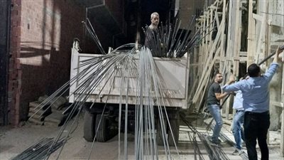 محافظ سوهاج يحيل المسؤولين عن مخالفة بناء في طما والمتقاعسين للقضاء العسكري 