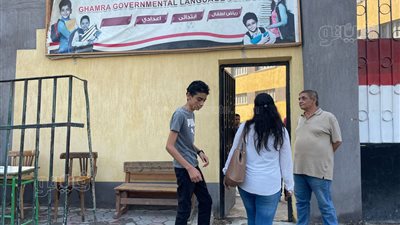 بدء دخول طلاب الثانوية العامة إلى اللجان لأداء امتحانات مواد الفلسفة والاستاتيكا والأحياء (فيديو)