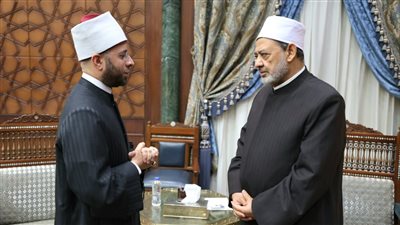 كان لقاءً كله نور، وزير الأوقاف يكشف كواليس جديدة عن زيارته لشيخ الأزهر 