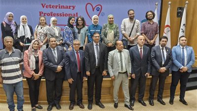 في أولى لقاءات نقابة البيطريين مع الخريجين.. المجلس الصحي: اختبارات مزاولة المهنة «سهلة» و7 محاولات لاجتياز الامتحان.. وتجديد التراخيص كل 5 سنوات 