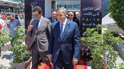 سور الأزبكية يستقبل زوار معرض الإسكندرية للكتاب (صور)