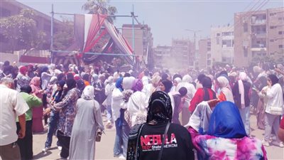 بالزغاريد والأغاني، احتفالات طلاب الثانوية العامة بالقليوبية بانتهاء الامتحانات (بث مباشر)