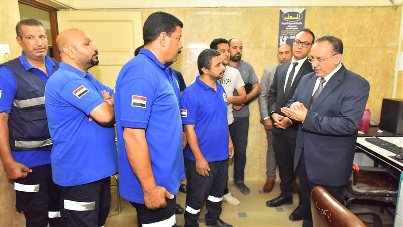 محافظ أسيوط ومرفق
