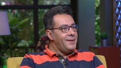 التحفظ على فرد الأمن المتهم بالتعدي على الفنان تامر ضيائي بالتجمع الأول