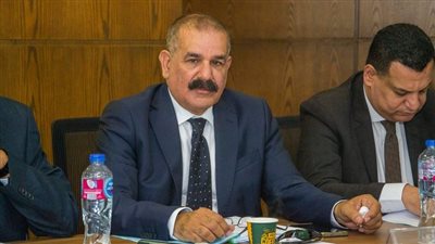 عضو اتحاد الغرف التجارية: تراجع العجز التجاري يساهم في زيادة الحماية الاجتماعية 