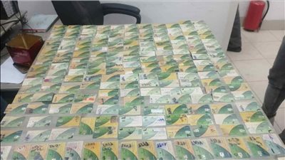 ضبط صاحب مخبز لتجميعه 283 بطاقة تموين بالأقصر