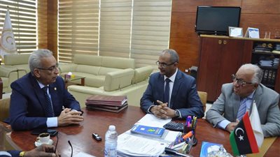 نائب وزير الإسكان يبحث سبل التعاون مع ليبيا