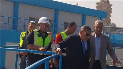 محافظ الدقهلية يتفقد محطة مياه شربين