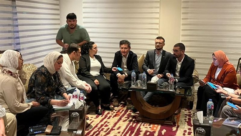 مؤسس إندرايف خلال
