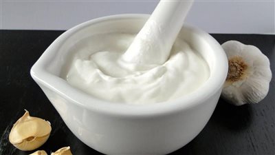 طريقة عمل الثومية، الوصفة السورية الأصلية بخطوات بسيطة 