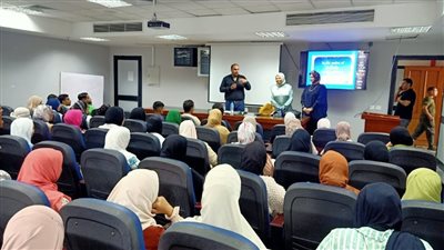 جامعة دمنهور تبدأ دورات الأنشطة الصيفية بمركز خدمة وتنمية المجتمع