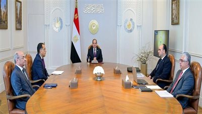 السيسي يتابع جهود الهيئة العامة للمنطقة الاقتصادية لقناة السويس