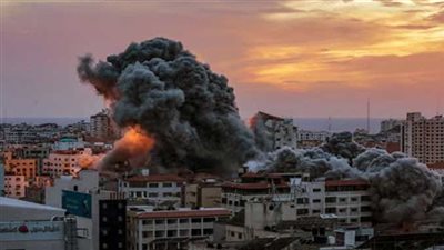 وسائل إعلام إسرائيلية: انفجار ضخم يهز تل أبيب (فيديوهات)