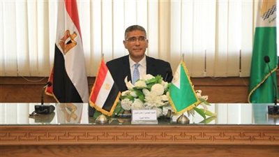 محافظ الجيزة يوجه بتوفير منافذ سلعية دائمة لخدمة المواطنين