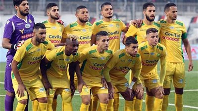 شبيبة القبائل الجزائري يفسخ عقد ثنائى الفريق