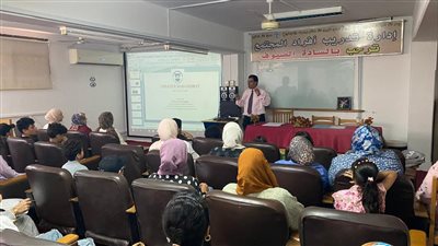 جامعة قناة السويس تنظم برنامج القيادة الإبداعية