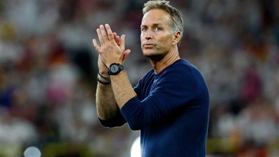 ضحية جديدة لـ يورو 2024، هيولماند يستقيل من تدريب منتخب الدنمارك