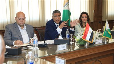 محافظ الجيزة يضع حلولا عاجلة للقضاء على مشكلات انقطاع المياه 