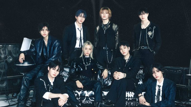 stray kids، فيتو
