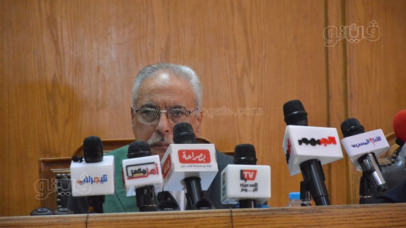 محاكمة متهمين، فيتو
