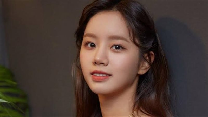 Hyeri، فيتو