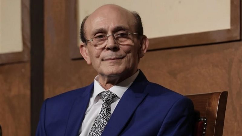 الفنان الكبير محمد