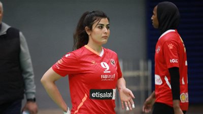 شروق فؤاد ترحل عن طائرة الأهلي 