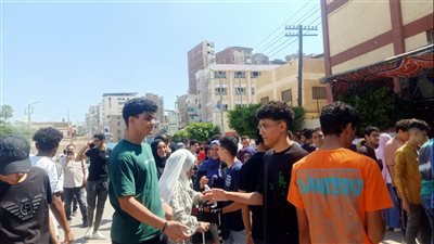 فرحة طلاب الثانوية العامة شعبة علمي رياضيات بختام الامتحانات بالدقهلية (فيديو وصور)