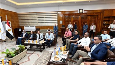 وزير الإسكان يوجه بسرعة ترفيق وإتاحة الأراضى بالمناطق الصناعية وتعزيز فرص الاستثمار