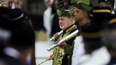 تتويج الملياردير إبراهيم إسكندر ملكا جديدا لماليزيا