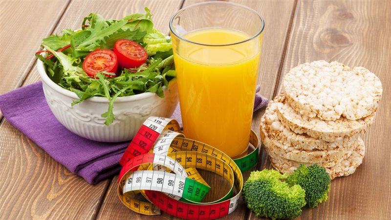 أطعمة ومشروبات تحرق