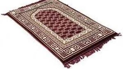  تفسير حلم سجادة الصلاة في المنام وعلاقته بأداء فريضة الحج أو العمرة 