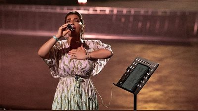 أصالة تتألق بأغنيات ألبومها الجديد على مسرح محمد عبده بالرياض (فيديو) 