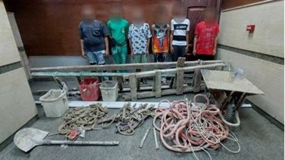 ضبط 6 أشخاص بتهمة التنقيب عن الآثار فى مصر القديمة