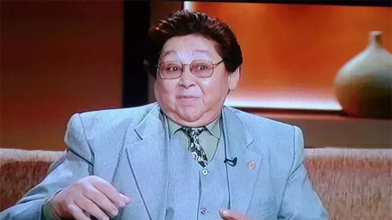 الفنان أحمد فرحات،