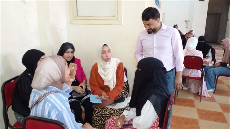 معسكرات تحدي الشباب