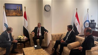 كريم بدوي يبحث مع رئيس أباتشي خطط زيادة إنتاج البترول والغاز